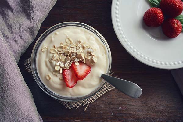 Natural Yoghurt Strawberries and Grains